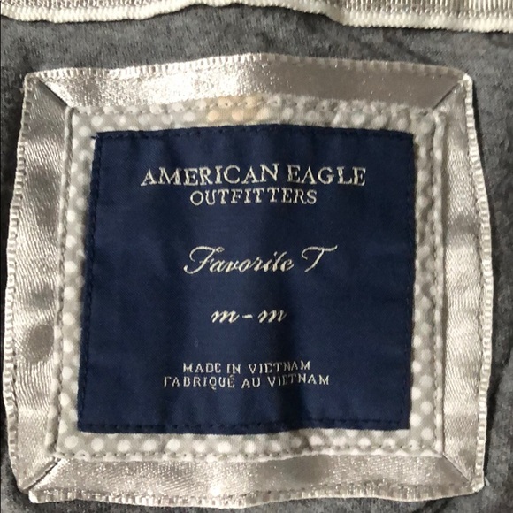EUC American Eagle Favorite Tee Size Medium - Picture 5 of 8